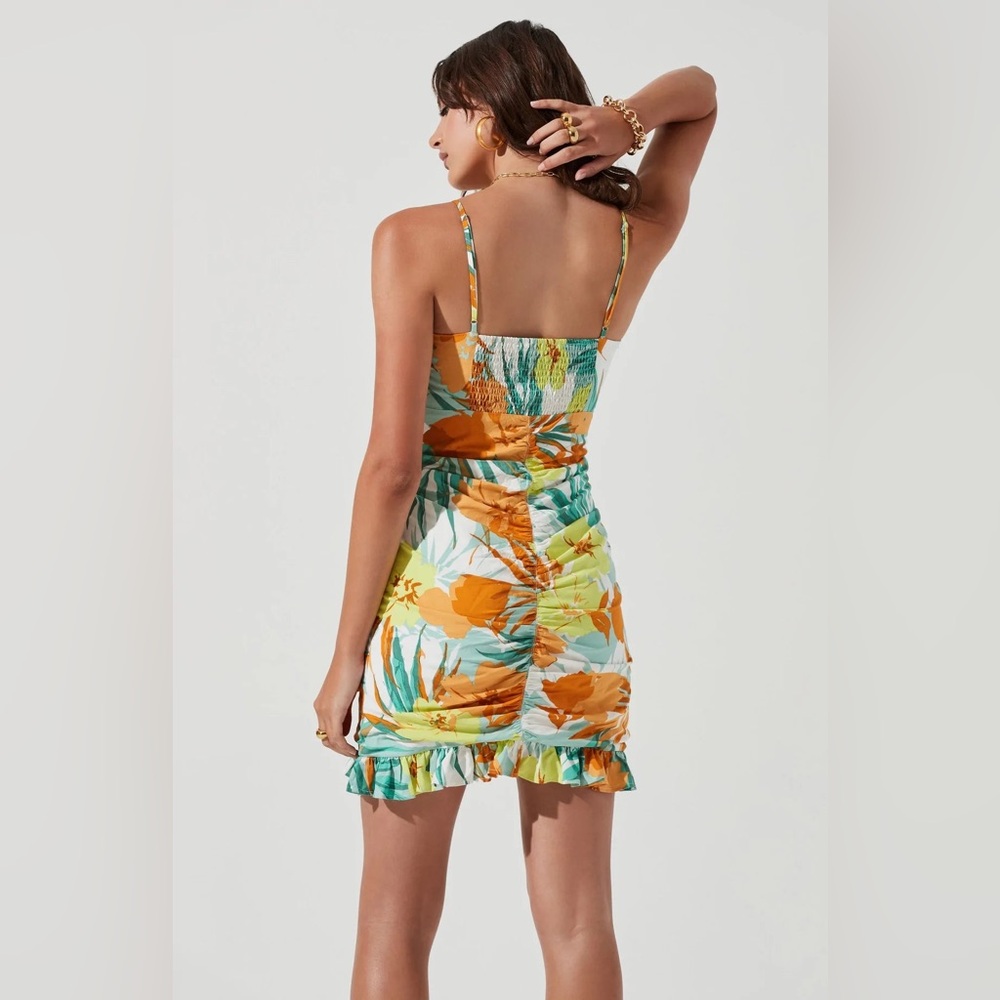 ASTR Beachside Dress - Picture 4 of 4